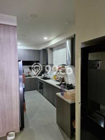 Rumah Mewah LB 420m2 Siap Pakai Desain Elegan di Intercon, Jakarta Barat Rumah Mewah LB 420m2 Siap Pakai Desain Elegan di Intercon, Jakarta Barat