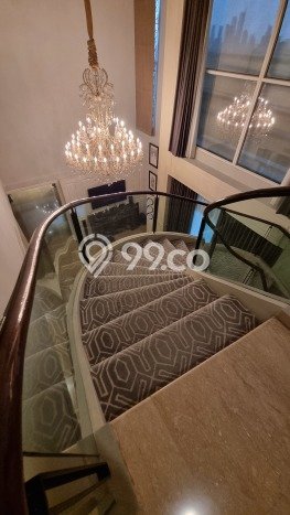 Hunian Apartemen Eksklusif untuk Dijual di Jakarta Selatan dengan 4 BR & 5 Kamar Mandi Hunian Apartemen Eksklusif untuk Dijual di Jakarta Selatan dengan 4 BR & 5 Kamar Mandi