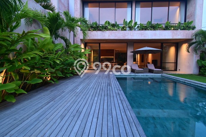 Vila di , Area 460m2m², Area Nyaman Vila di , Area 460m2m², Area Nyaman