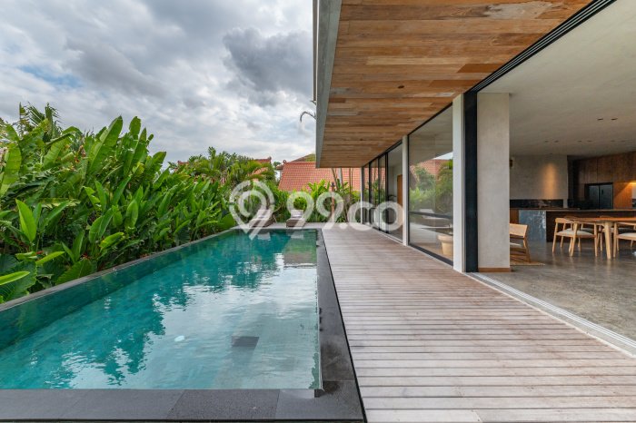 HOT DEAL! Vila di , Luas 380m2m², Lokasi Strategis HOT DEAL! Vila di , Luas 380m2m², Lokasi Strategis
