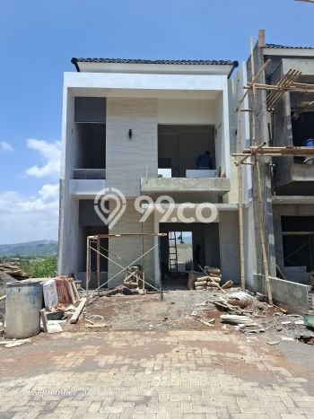 Rumah Strategis Modern Lb 74m2 di Banyumanik, Semarang Rumah Strategis Modern Lb 74m2 di Banyumanik, Semarang