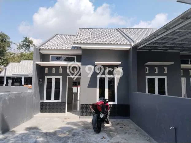 Hunian Strategis 2 KT LB 40m2 Kondisi Bagus di Mranggen Hunian Strategis 2 KT LB 40m2 Kondisi Bagus di Mranggen