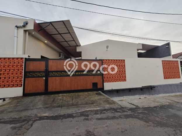Kost Dijual Lokasi Mijen, Semarang, Spesifikasi 13 Kamar Tidur dan Luas 222m2 Kost Dijual Lokasi Mijen, Semarang, Spesifikasi 13 Kamar Tidur dan Luas 222m2