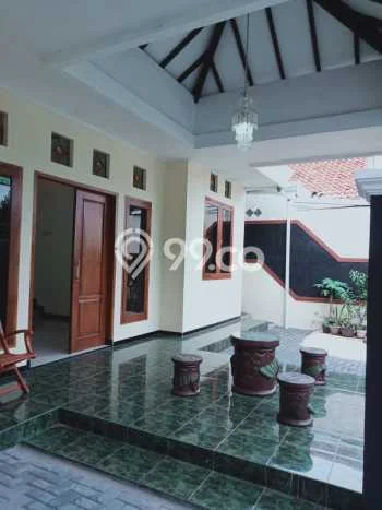 Jual Rumah Mewah Megah Dengan View Cantik di Puspowarno, Semarang Jual Rumah Mewah Megah Dengan View Cantik di Puspowarno, Semarang