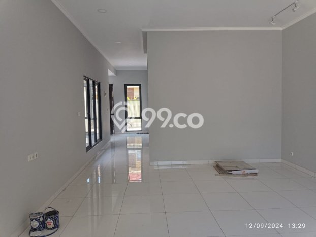Rumah Luxury Modern Tanpa Renovasi di BKR Bandung Rumah Luxury Modern Tanpa Renovasi di BKR Bandung