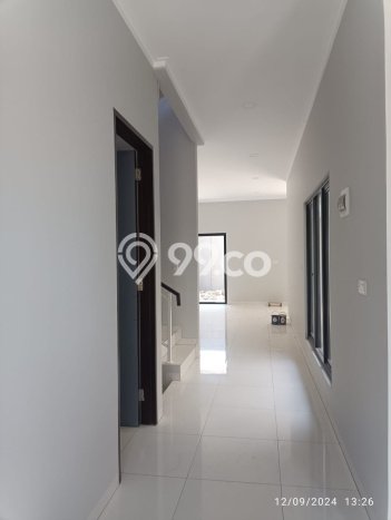 Rumah Luxury Modern Tanpa Renovasi di BKR Bandung Rumah Luxury Modern Tanpa Renovasi di BKR Bandung