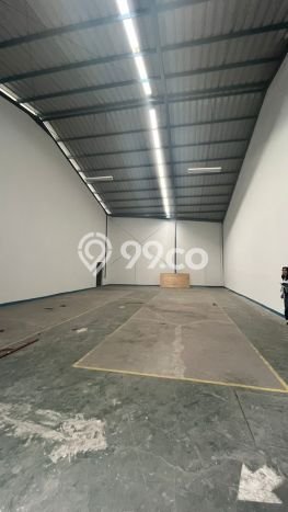 Gudang Disewa di Bandung dengan LB 800m2 Area Komersial Ramai Gudang Disewa di Bandung dengan LB 800m2 Area Komersial Ramai