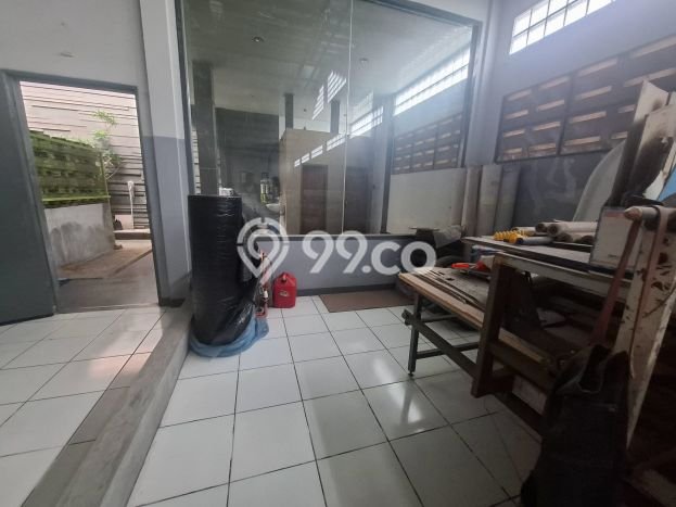 Unit Gudang Tersedia di Taman Kopo Indah Spesifikasi LB 400m2 Unit Gudang Tersedia di Taman Kopo Indah Spesifikasi LB 400m2