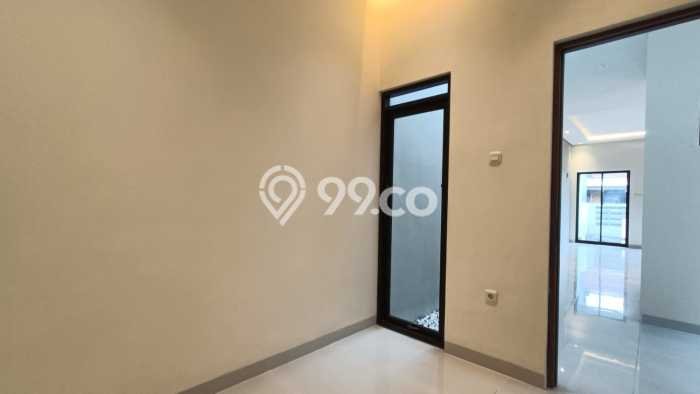 Rumah Modern 3 KT di Taman Kopo Indah Bandung Unfurnished Rumah Modern 3 KT di Taman Kopo Indah Bandung Unfurnished