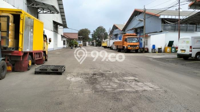 Gudang untuk Disewa di Pusat Jakarta Utara Luas Bangunan 1550m2 Gudang untuk Disewa di Pusat Jakarta Utara Luas Bangunan 1550m2