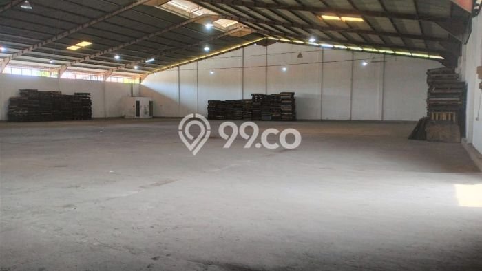 Gudang untuk Disewa di Pusat Jakarta Utara Luas Bangunan 1850m2 Gudang untuk Disewa di Pusat Jakarta Utara Luas Bangunan 1850m2