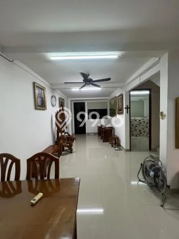 Rumah Modern Minimalis 3 Kamar Bisa Langsung Pindah di Kelapa Gading Rumah Modern Minimalis 3 Kamar Bisa Langsung Pindah di Kelapa Gading