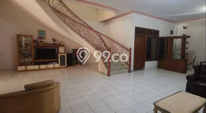 Disewakan Segera Rumah Kondisi Bagus di Area Kelapa Gading, Jakarta Utara Disewakan Segera Rumah Kondisi Bagus di Area Kelapa Gading, Jakarta Utara