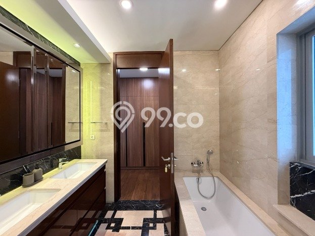 Dijual Apartemen Luxury di Menteng, Jakarta Pusat 3 Kamar Harga Rp 14 Miliar Dijual Apartemen Luxury di Menteng, Jakarta Pusat 3 Kamar Harga Rp 14 Miliar