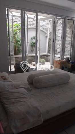 Ready to Use! Premium House LT 255m2 Desain Elegan di Bintaro Ready to Use! Premium House LT 255m2 Desain Elegan di Bintaro