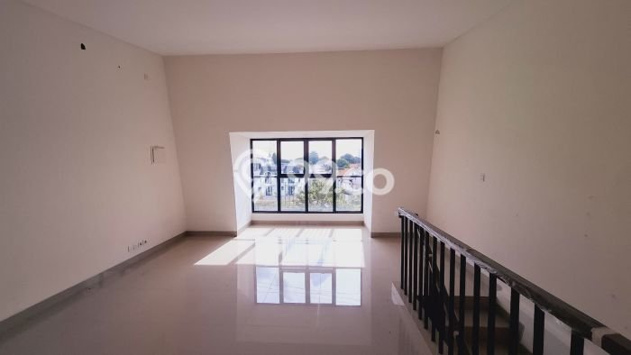 Ruko untuk Disewa di Pusat Tangerang Selatan Luas Bangunan 147m2 Ruko untuk Disewa di Pusat Tangerang Selatan Luas Bangunan 147m2