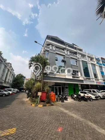Ruko Dijual di Jakarta Selatan LT 180m2 & LB 450m2 Lokasi Terbaik! Ruko Dijual di Jakarta Selatan LT 180m2 & LB 450m2 Lokasi Terbaik!