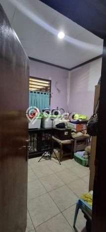 Rumah Mewah Siap Huni LT 204m2 di Karang Tengah, Tangerang Rumah Mewah Siap Huni LT 204m2 di Karang Tengah, Tangerang