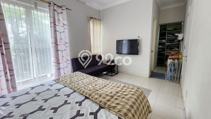 Dijual Rumah Luas Megah Dengan View Eksklusif di Bintaro, Tangerang Selatan Dijual Rumah Luas Megah Dengan View Eksklusif di Bintaro, Tangerang Selatan