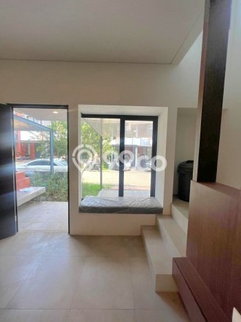 Rumah Strategis Minimalis Lb 68m2 di BSD, Tangerang Selatan Rumah Strategis Minimalis Lb 68m2 di BSD, Tangerang Selatan