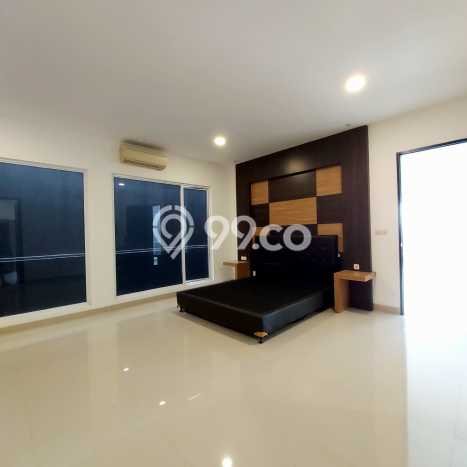 Dijual Rumah Luas Megah Dengan View Eksklusif di Alam Sutera, Tangerang Dijual Rumah Luas Megah Dengan View Eksklusif di Alam Sutera, Tangerang