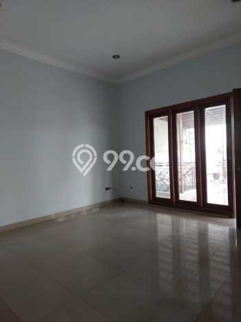 Ready to Use! Premium House LT 246m2 Desain Elegan di Sektor 9-Bintaro Ready to Use! Premium House LT 246m2 Desain Elegan di Sektor 9-Bintaro