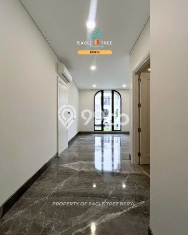 Rumah Mewah LB 451m2 Siap Huni Desain Elegan di Alam Sutera, Tangerang Rumah Mewah LB 451m2 Siap Huni Desain Elegan di Alam Sutera, Tangerang