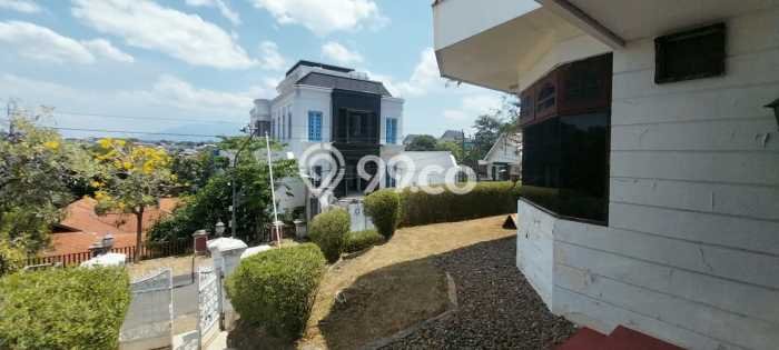 Dijual Rumah Premium dengan Fasilitas Sekitar Komplit di Semarang Timur, Semarang Dijual Rumah Premium dengan Fasilitas Sekitar Komplit di Semarang Timur, Semarang