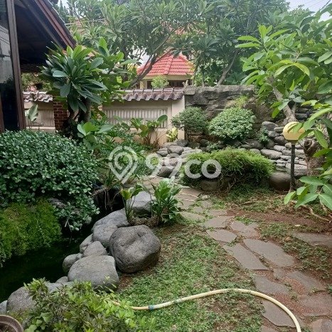 Ready to Use! Luxury House LT 320m2 Desain Elegan di Lebak Bulus Ready to Use! Luxury House LT 320m2 Desain Elegan di Lebak Bulus