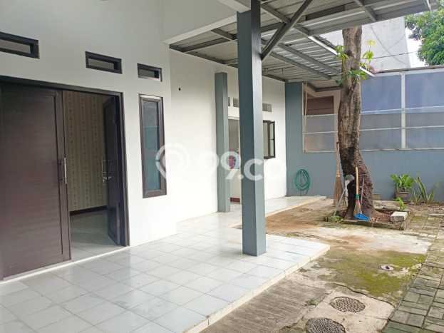 Rumah Minimalis 3 Kamar LT 203m2 di Graha Raya Rumah Minimalis 3 Kamar LT 203m2 di Graha Raya