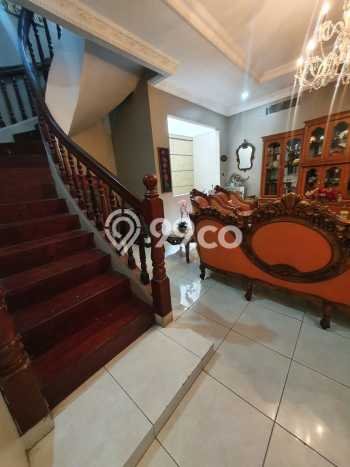 Dijual Rumah Mewah Megah Dengan View Eksklusif di Petukangan, Jakarta Selatan Dijual Rumah Mewah Megah Dengan View Eksklusif di Petukangan, Jakarta Selatan