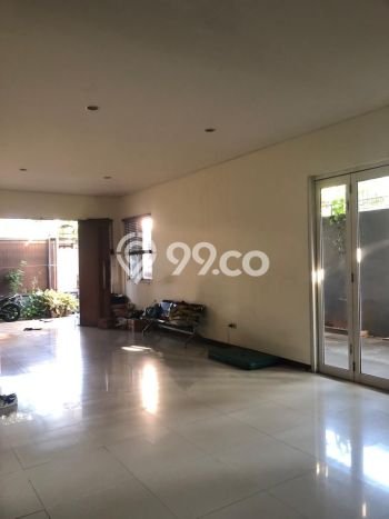 Rumah Elit Modern Tanpa Renovasi di Bungur Jakarta Pusat Rumah Elit Modern Tanpa Renovasi di Bungur Jakarta Pusat