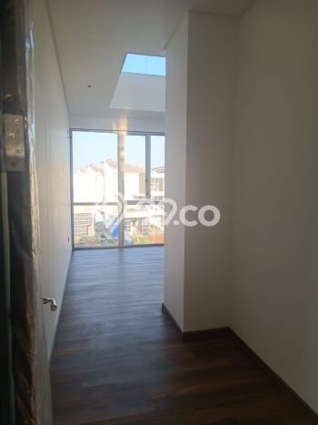 Rumah Disewakan Jakarta Utara LT 300m2 LB 600m2 Area Golf Island Rumah Disewakan Jakarta Utara LT 300m2 LB 600m2 Area Golf Island