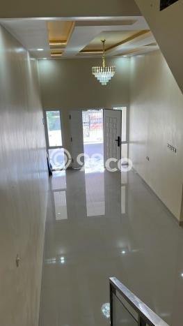 Dijual Hunian Rumah Terawat 3 KT di harapan indah, Bekasi Dijual Hunian Rumah Terawat 3 KT di harapan indah, Bekasi