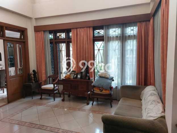 Rumah Luxury Modern Siap Huni di Jelambar Jakarta Barat Rumah Luxury Modern Siap Huni di Jelambar Jakarta Barat