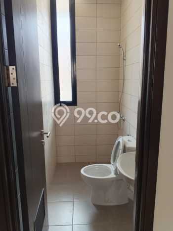 Jarang Ada! Rumah Kontrakan 4 Kamar Nyaman Siap Huni Summarecon Crown Gading Jarang Ada! Rumah Kontrakan 4 Kamar Nyaman Siap Huni Summarecon Crown Gading