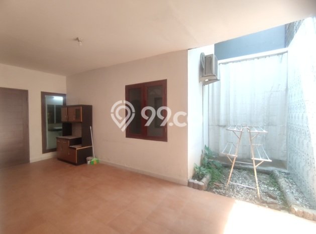 Jarang Ada! Rumah Sewa 4 Kamar Bagus Siap Huni Harapan Indah Jarang Ada! Rumah Sewa 4 Kamar Bagus Siap Huni Harapan Indah