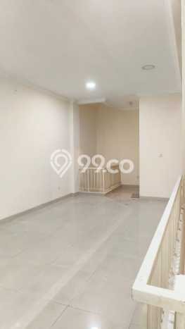 FOR RENT! Ruko di Green Lake City Cocok untuk Bisnis 236m2 FOR RENT! Ruko di Green Lake City Cocok untuk Bisnis 236m2
