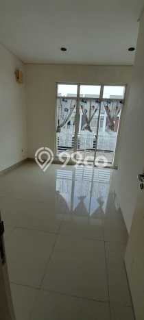 Rumah Sewa Jakarta Barat LT 60m2 LB 87m2 Kawasan Green Lake City Rumah Sewa Jakarta Barat LT 60m2 LB 87m2 Kawasan Green Lake City