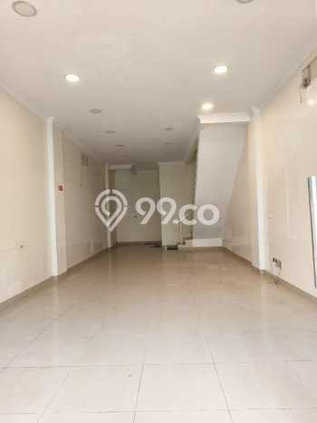FOR RENT! Ruko di Green Lake City Cocok untuk Bisnis 236m2 FOR RENT! Ruko di Green Lake City Cocok untuk Bisnis 236m2
