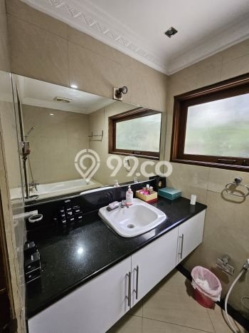 Rumah Mewah Siap Huni LT 289m2 di Kelapa Gading, Jakarta Utara Rumah Mewah Siap Huni LT 289m2 di Kelapa Gading, Jakarta Utara