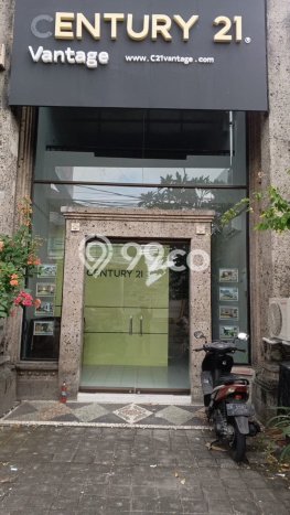 FOR RENT! Ruko di Kerobokan Cocok untuk Bisnis 110m2 FOR RENT! Ruko di Kerobokan Cocok untuk Bisnis 110m2