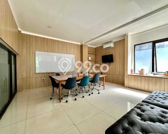 Kantor Dijual di Prime Area Jakarta Selatan Luas 300m2 Kantor Dijual di Prime Area Jakarta Selatan Luas 300m2