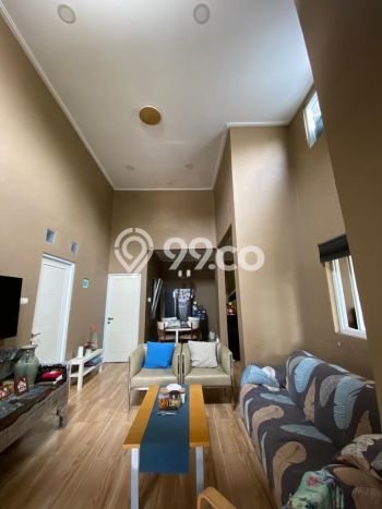 Rumah Elit Modern Tanpa Renovasi di Graha Raya Tangerang Rumah Elit Modern Tanpa Renovasi di Graha Raya Tangerang