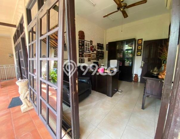 Rumah Elit LB 300m2 Siap Pakai Desain Elegan di Nusa Dua, Badung Rumah Elit LB 300m2 Siap Pakai Desain Elegan di Nusa Dua, Badung