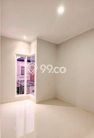 Rumah Modern Minimalis 4 Kamar Bisa Langsung Pindah di Jagakarsa Rumah Modern Minimalis 4 Kamar Bisa Langsung Pindah di Jagakarsa
