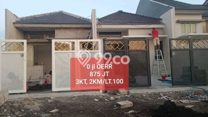 Jual Rumah Strategis Bagus Punya 3 KT di Rungkut Surabaya SHM Jual Rumah Strategis Bagus Punya 3 KT di Rungkut Surabaya SHM