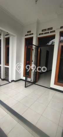 Jual Rumah Eksklusif 3 KT di Taman Kopo Indah, Bandung Jual Rumah Eksklusif 3 KT di Taman Kopo Indah, Bandung