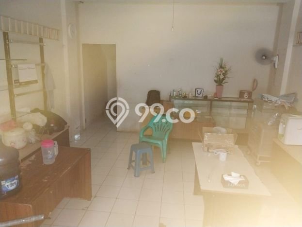 Untuk Dijual! Ruko di Taman Royal Tangerang LT 81m2 / LB 140m2 Kawasan Strategis Untuk Dijual! Ruko di Taman Royal Tangerang LT 81m2 / LB 140m2 Kawasan Strategis