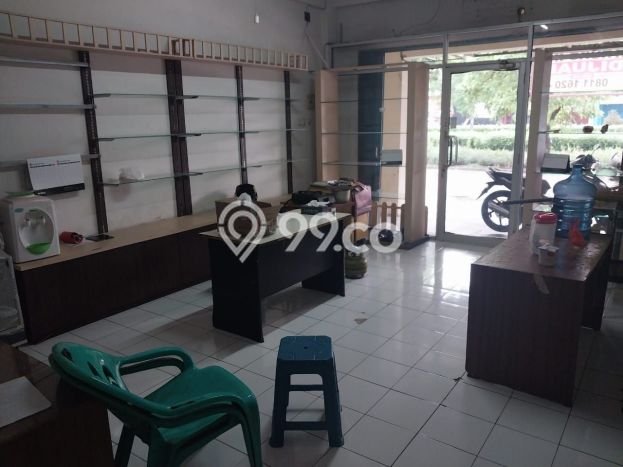 Untuk Dijual! Ruko di Taman Royal Tangerang LT 81m2 / LB 140m2 Kawasan Strategis Untuk Dijual! Ruko di Taman Royal Tangerang LT 81m2 / LB 140m2 Kawasan Strategis